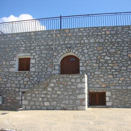 Kafiona Guesthouse Pírgos Dhiroú Exterior foto
